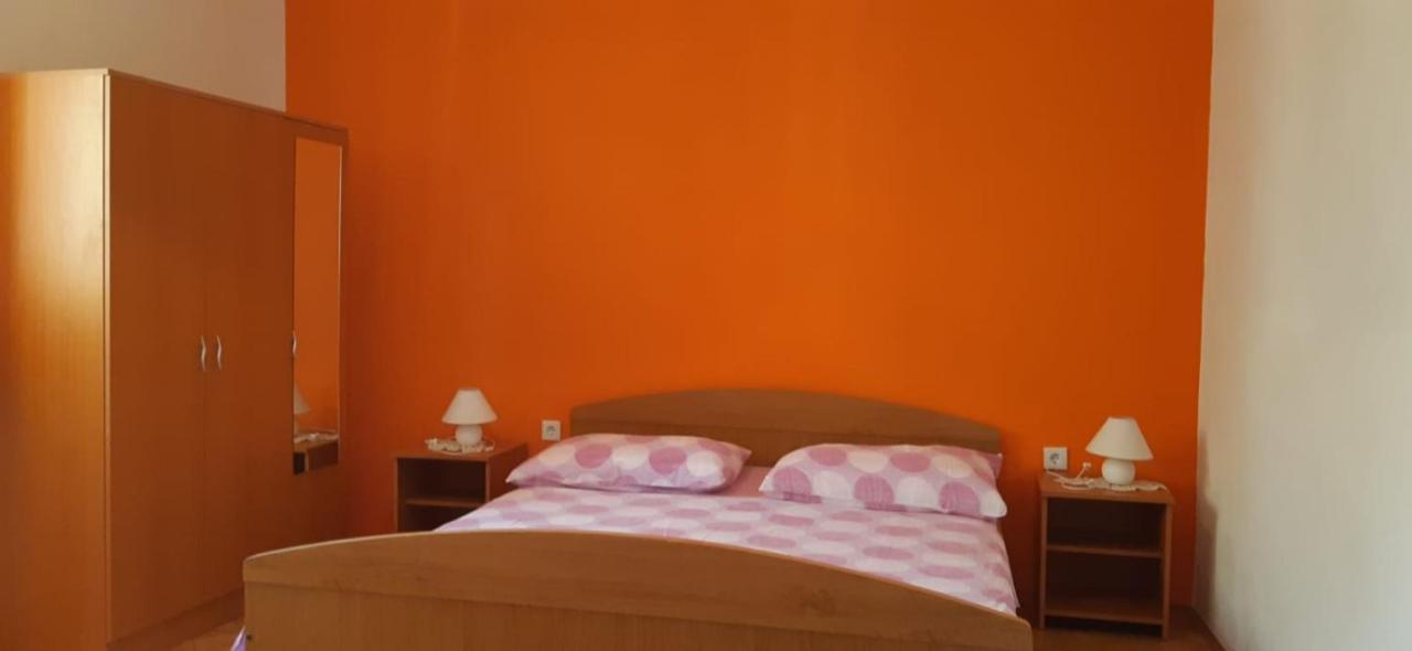 Apartmani Ante Trogir Bagian luar foto