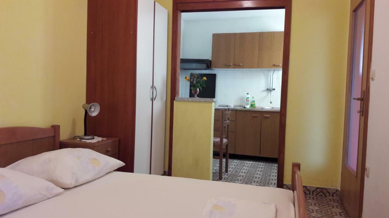 Apartmani Ante Trogir Bagian luar foto